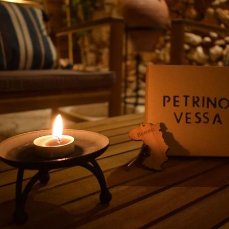 Petrino Vessa Otel Dış mekan fotoğraf