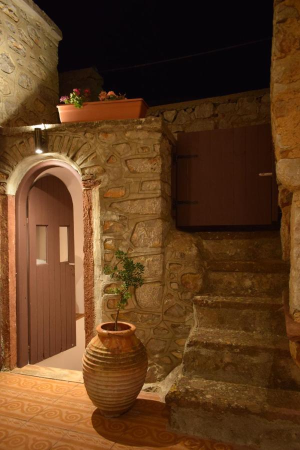 Petrino Vessa Otel Dış mekan fotoğraf