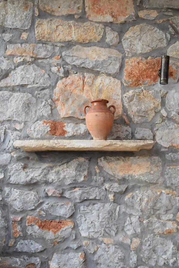 Petrino Vessa Otel Dış mekan fotoğraf