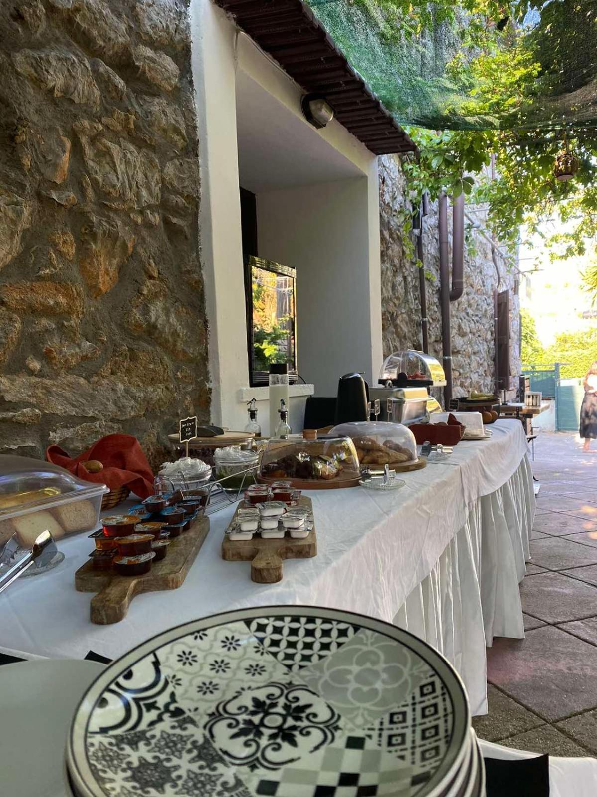 Petrino Vessa Otel Dış mekan fotoğraf